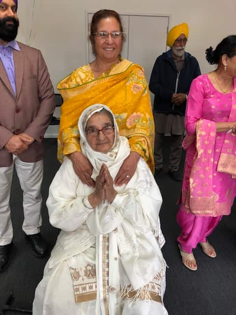 Beeji with her daughter Jasbir Kaur