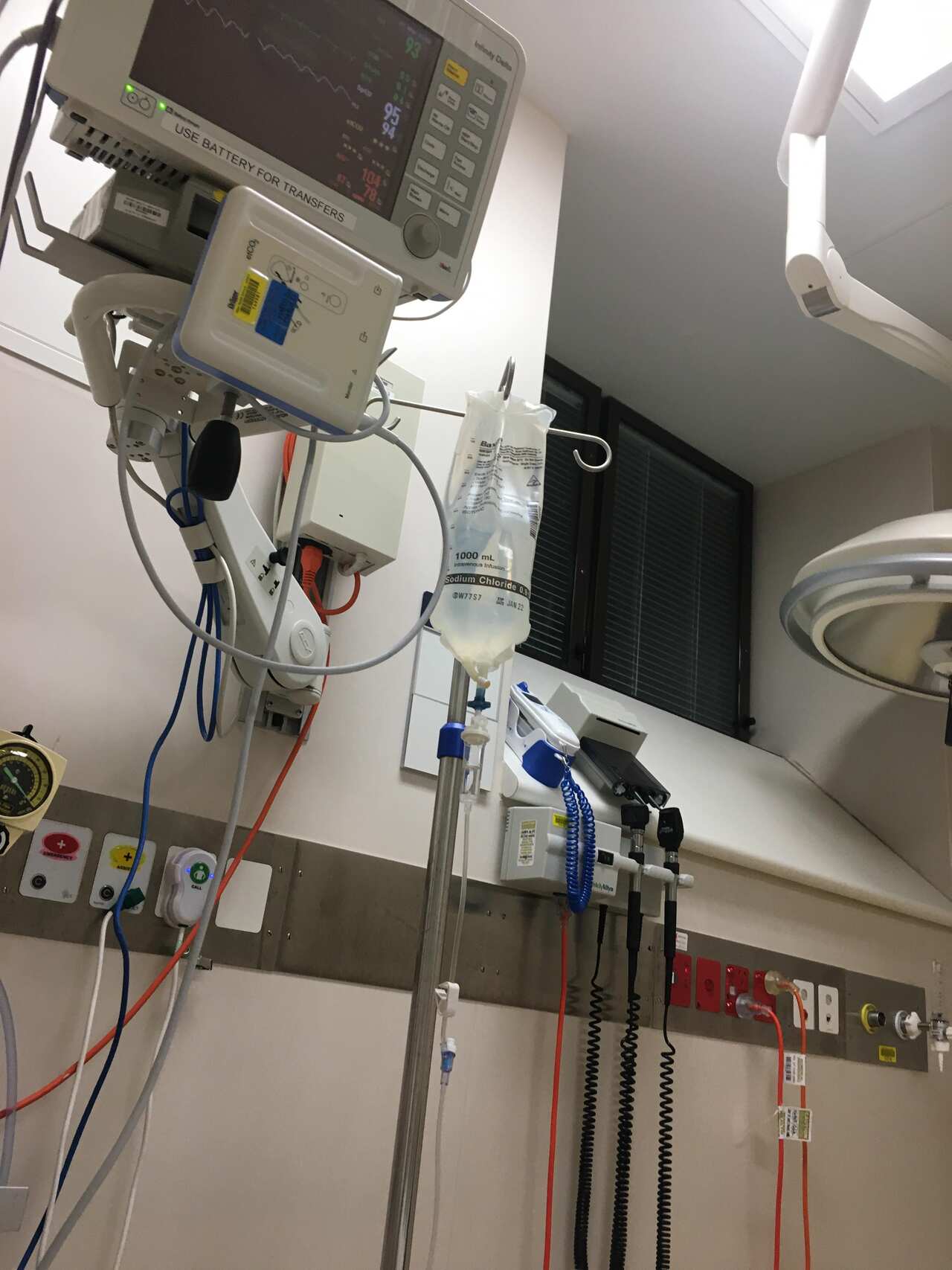 ภายในห้องของโรงพยาบาลเมื่อคุณเบียร์ถูกนำตัวไปที่นั่นโดนรถฉุกเฉินเพราะอาการป่วยหนักจากไวรัสโคโรนา