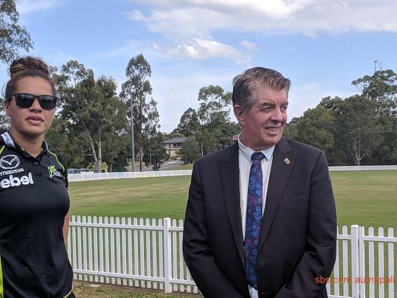 minister Ray williams with cricketer Belinda Vakarewa