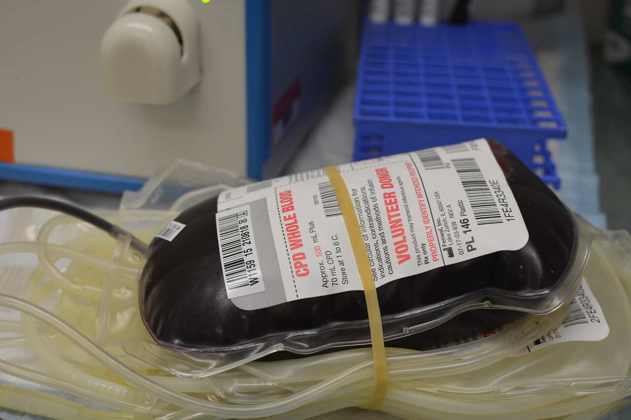Image of a blood bag, source: Pixabay