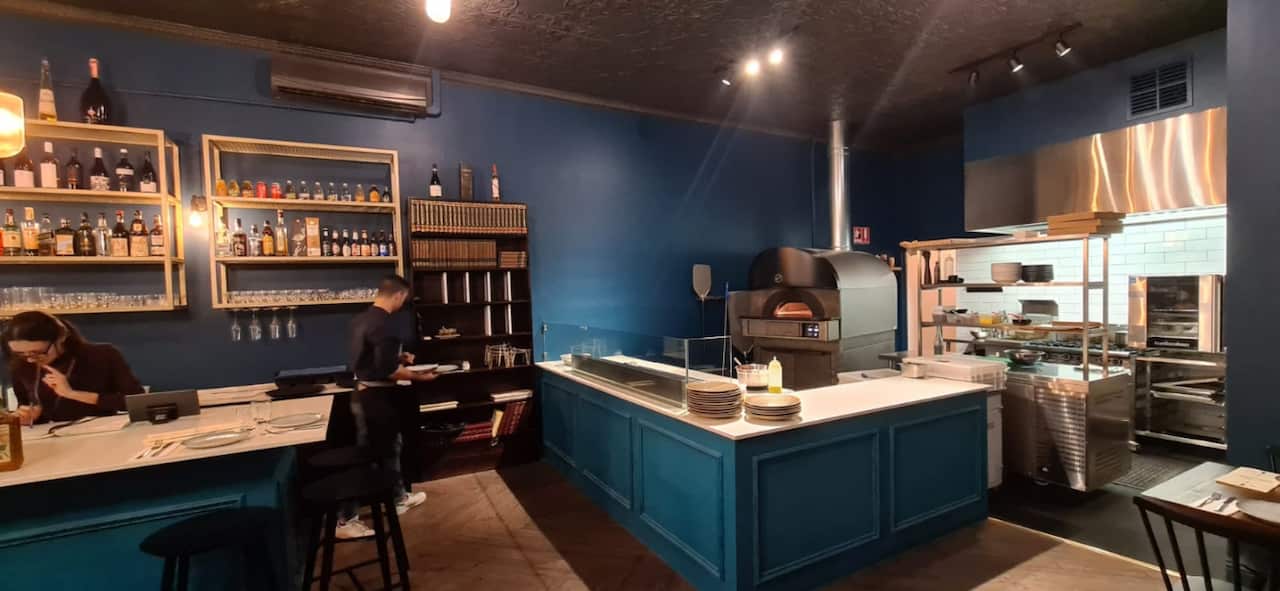 Un'immagine del Blue Velvet Artisan Pizza & Pastry Lab, il locale di Adelaide gestito da  Ilenia Scuderi e Paolo Rosina