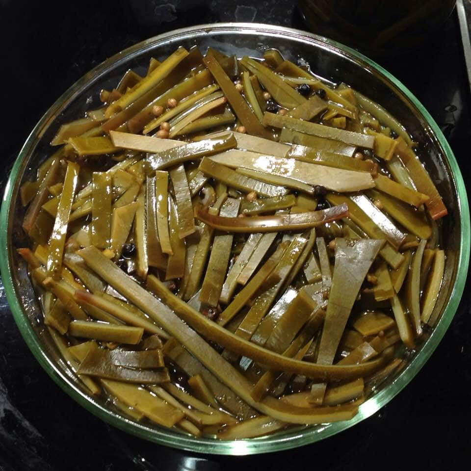 marinated seaweed