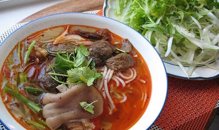 Bún bò O Phượng