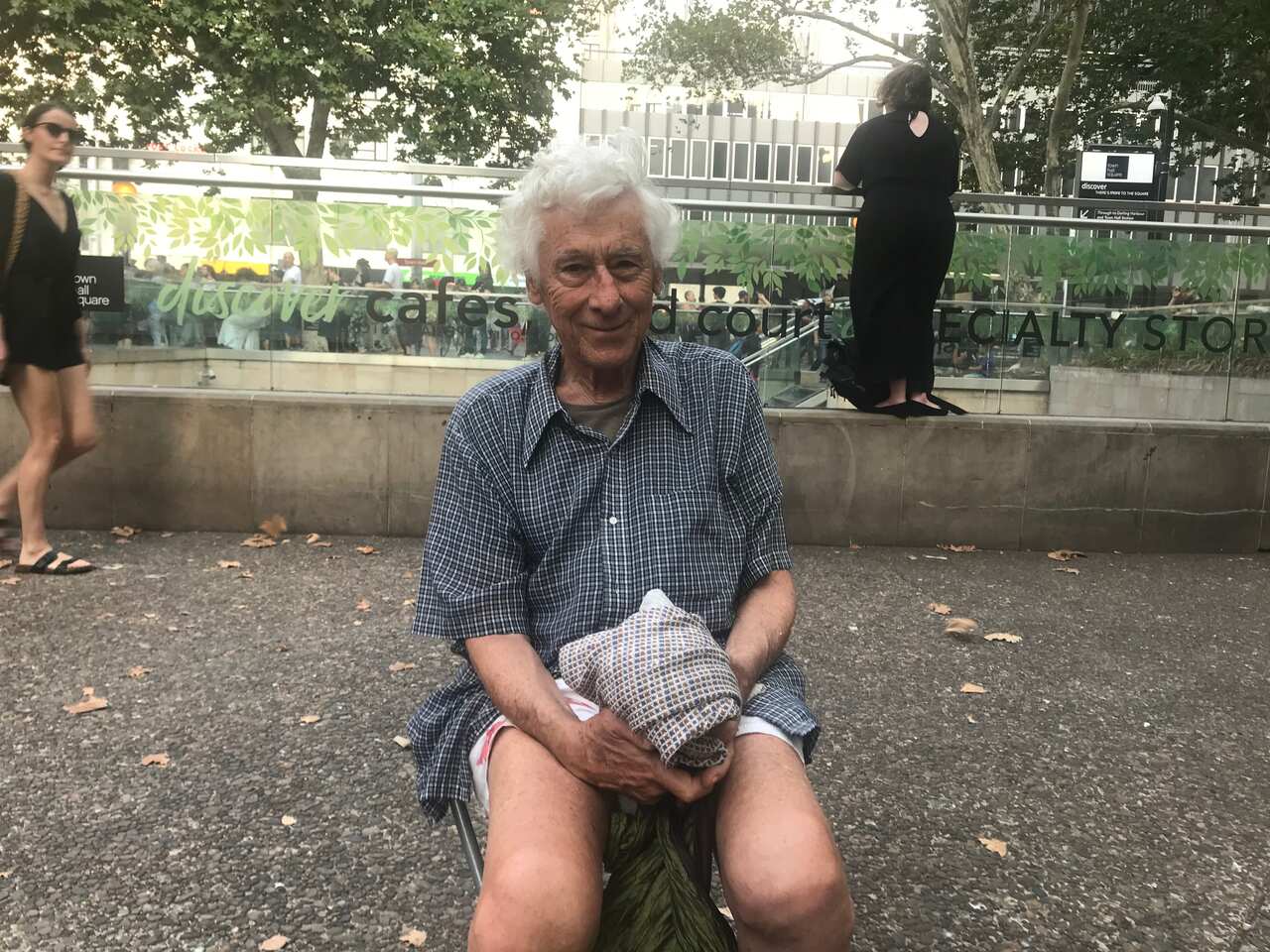 Grahem Jones, 77, from Coogee wants more people from his generation to listen to the lessens of the school strikers. 