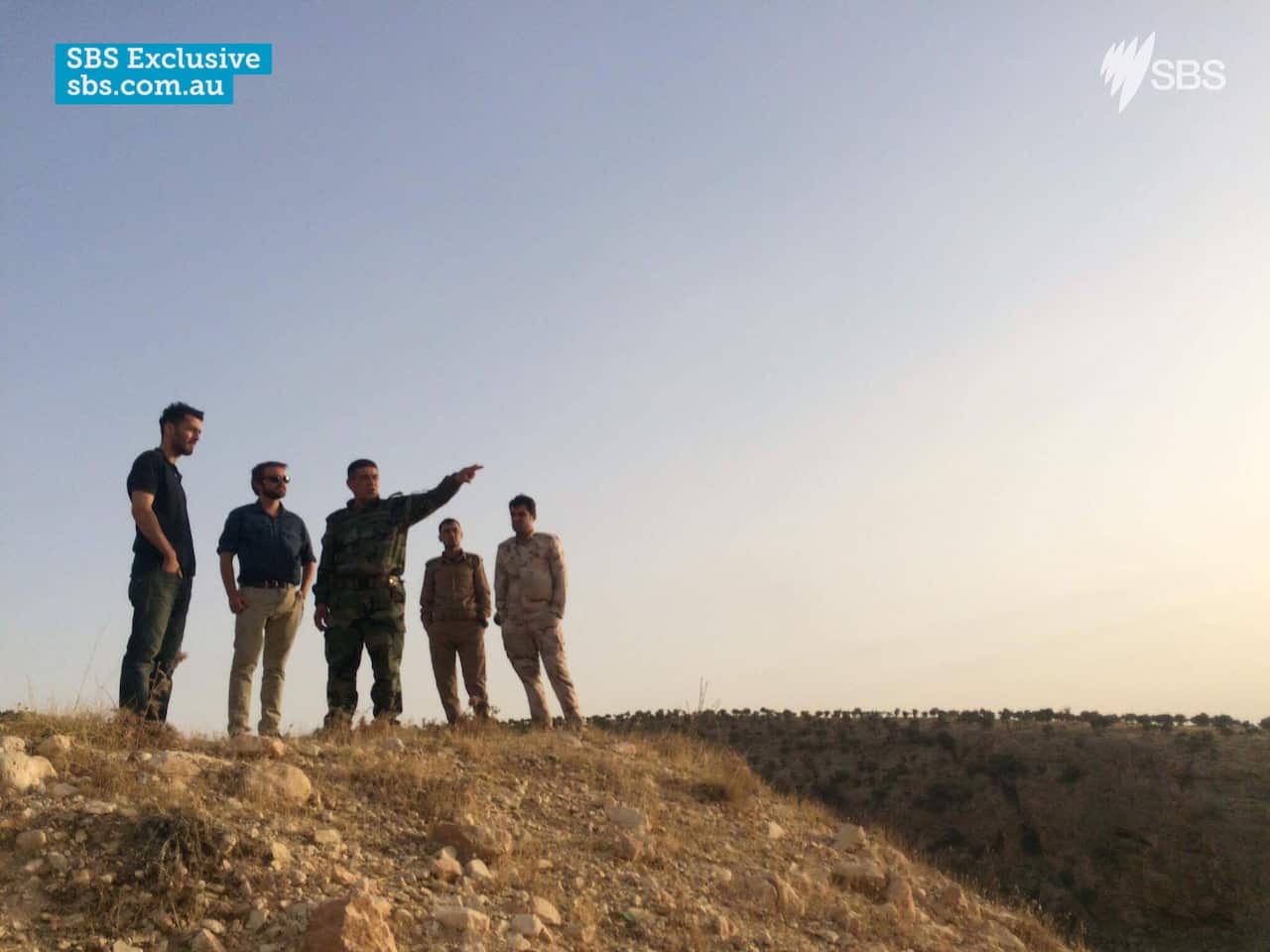 Wyatt Roy with a member of the Peshmerga in Sinjar area, west of Mosul, Iraq.