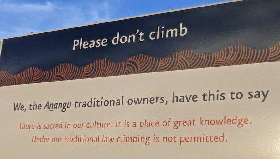 Please do not climb Uluru sign