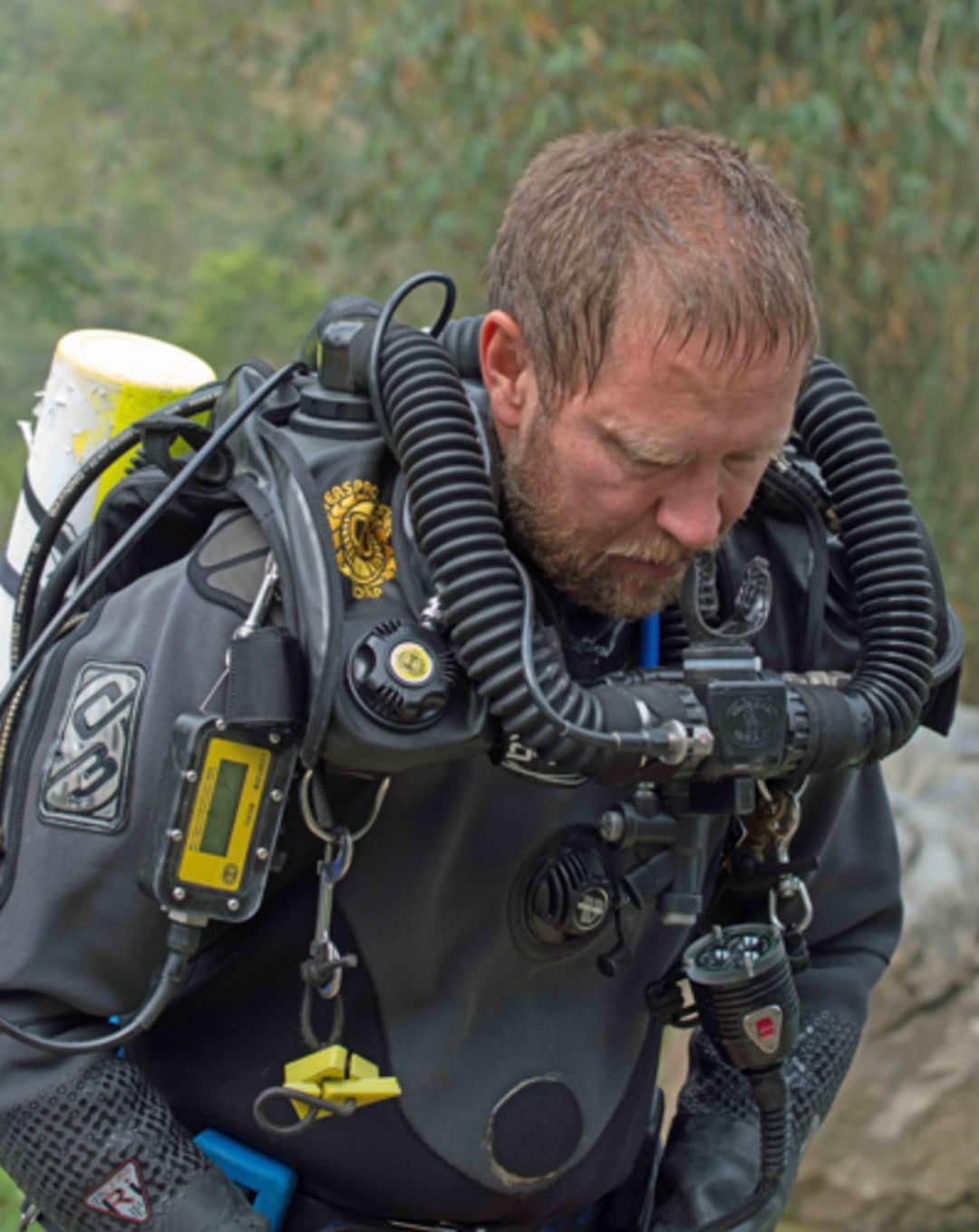 Richard Harris has assisted the Thai rescue efforts.