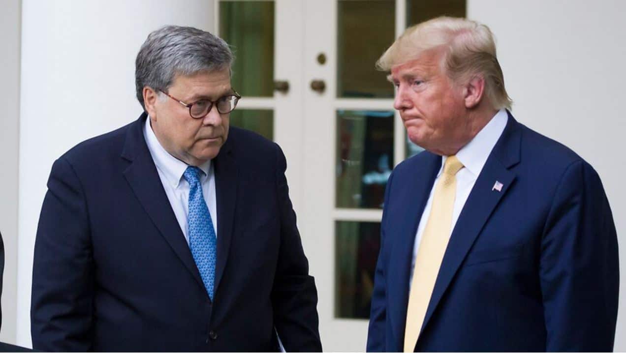 US Attorney General William Barr, left, and President Donald Trump, right. 