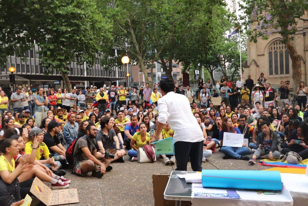 Grupo de colombianos reunidos en Sydney