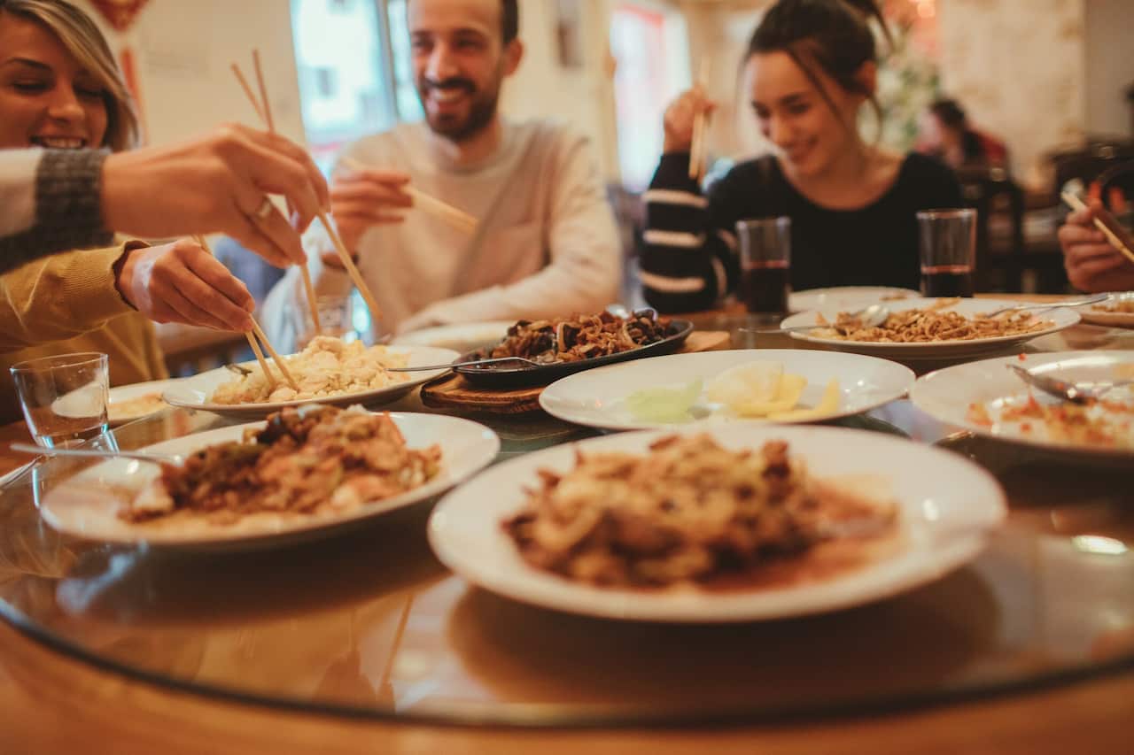 食為先引領的改變之一，是延長營業時間，帶入食宵夜文化