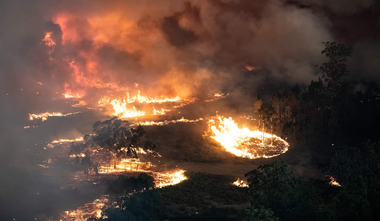 Fires tear through bushland at Bairnsdale in Victoria's East Gippsland region.