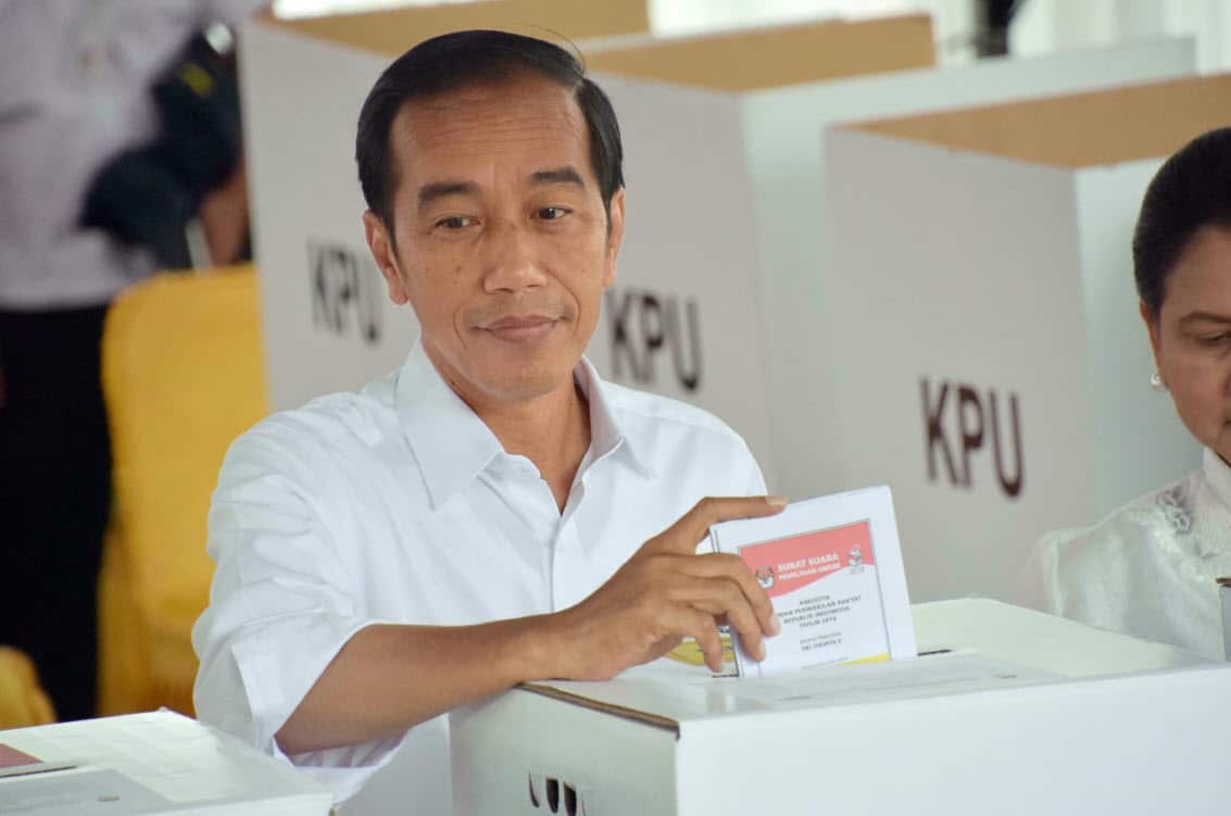 Joko Widodo casting his ballot on April 17.
