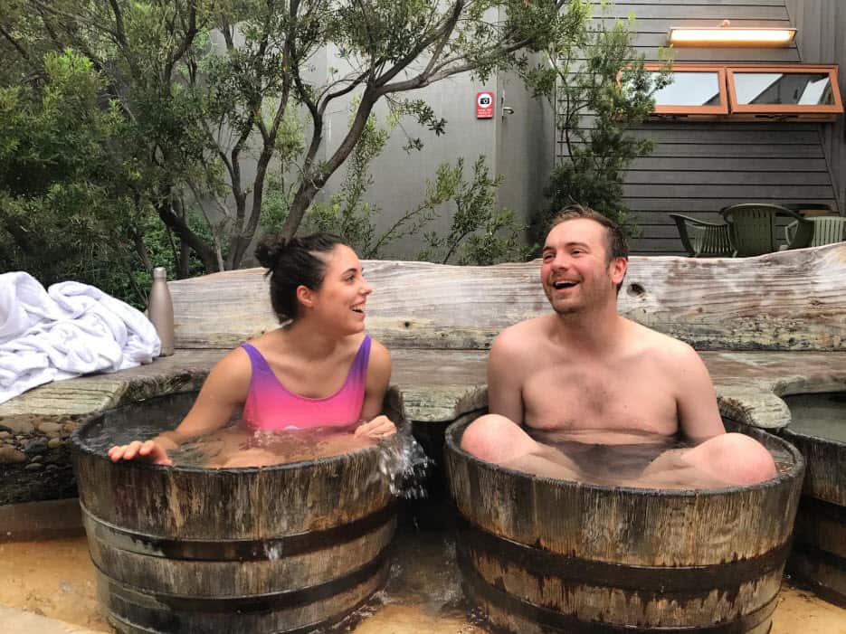 Federica col ragazzo australiano, Sam