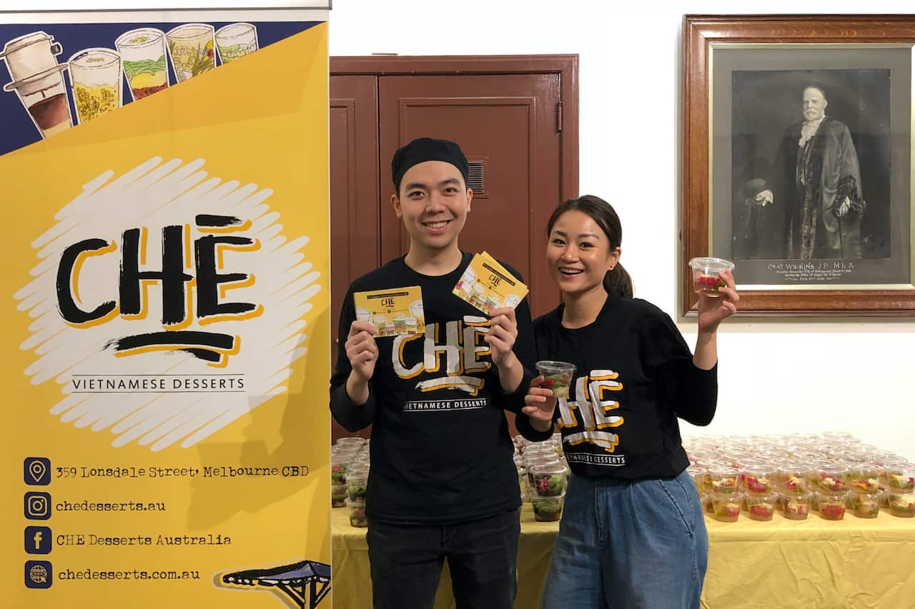 Tung Nguyen (left) is the owner of Che Desserts in Melbourne, Australia.