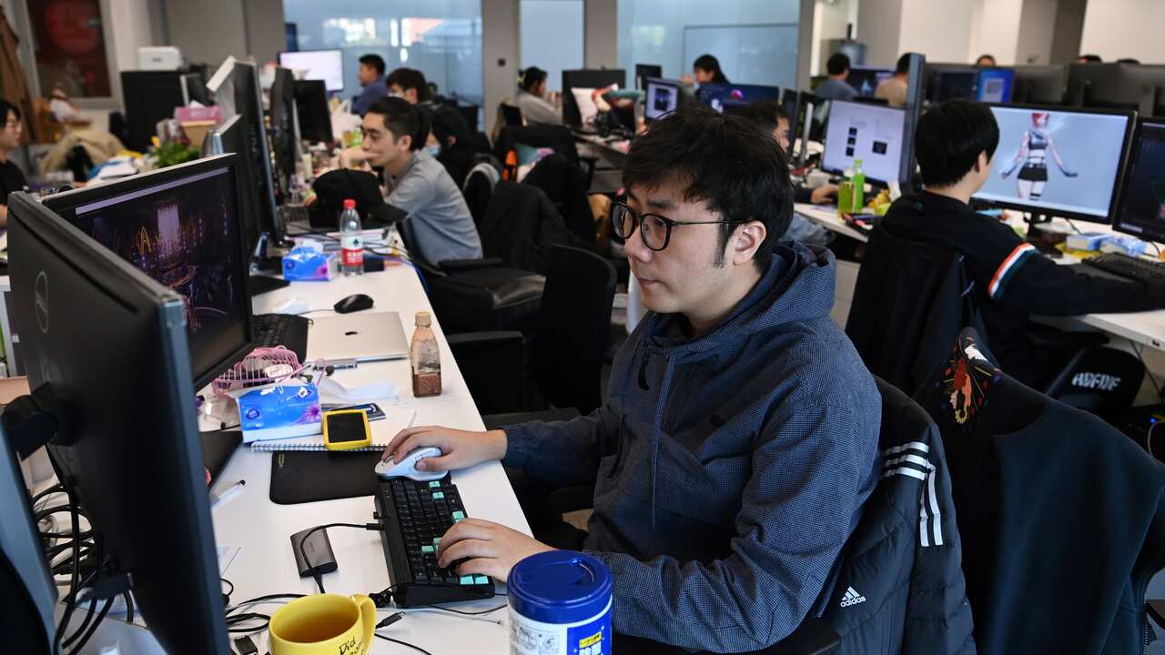 Many people in mainland China don't recognise symptoms of poor mental health. 