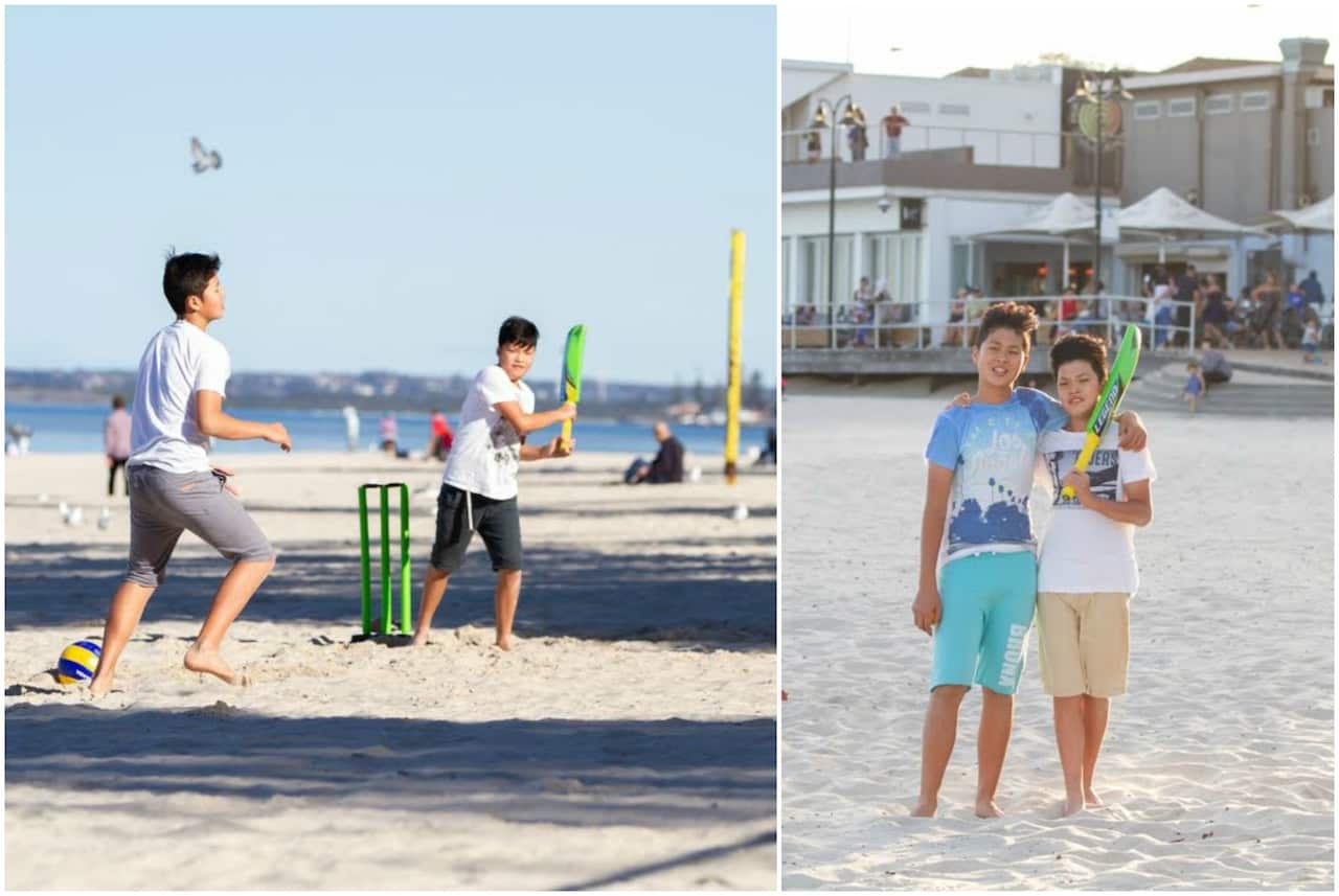 Những kỹ năng và vai trò của một người mẹ được anh Hiệp khéo léo bù đắp cho hai con của mình.