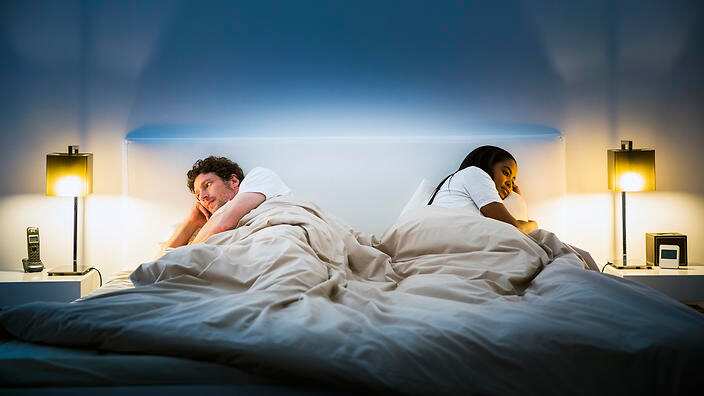 Should we go straight to sleep is better?