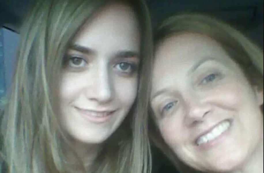 Metaxia Antoniou with her daughter Courtney Herron in past happy times