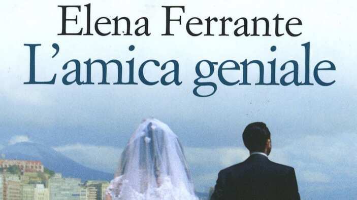 Un particolare della copertina del primo libro della tetralogia