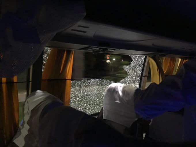 Rock pelted at Australian Cricket team bus