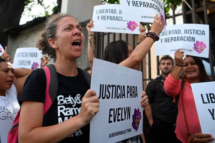 Activists demanding freedom, justice and redress for Salvadorean rape victim Evelyn Hernandez 