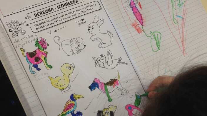 Niños aprendiendo español