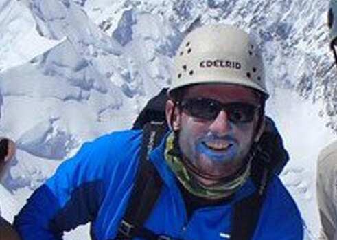 Australian soldier Terry Harch is being rescued after nearly a week stuck on a New Zealand mountain.