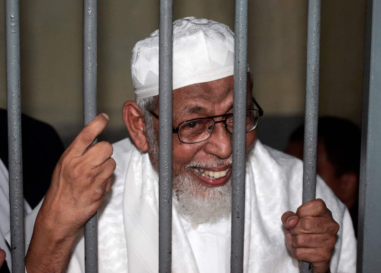 Radical cleric Abu Bakar Bashir has been freed from jail.