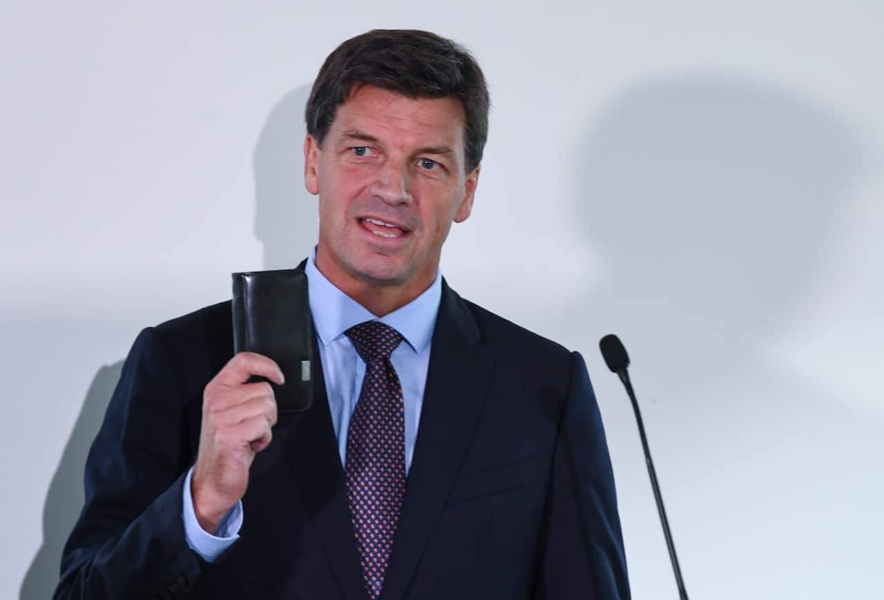 Federal Minister for Law Enforcement and Cyber Security Angus Taylor has offered his resignation, following Peter Duttno's challenge. 