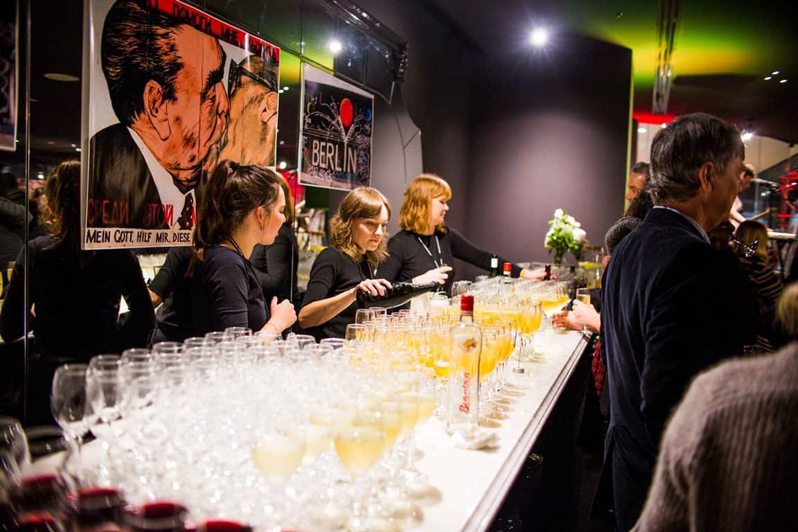 Deutsche Speisen und Getränke durften am Eröffnungsabend nicht fehlen