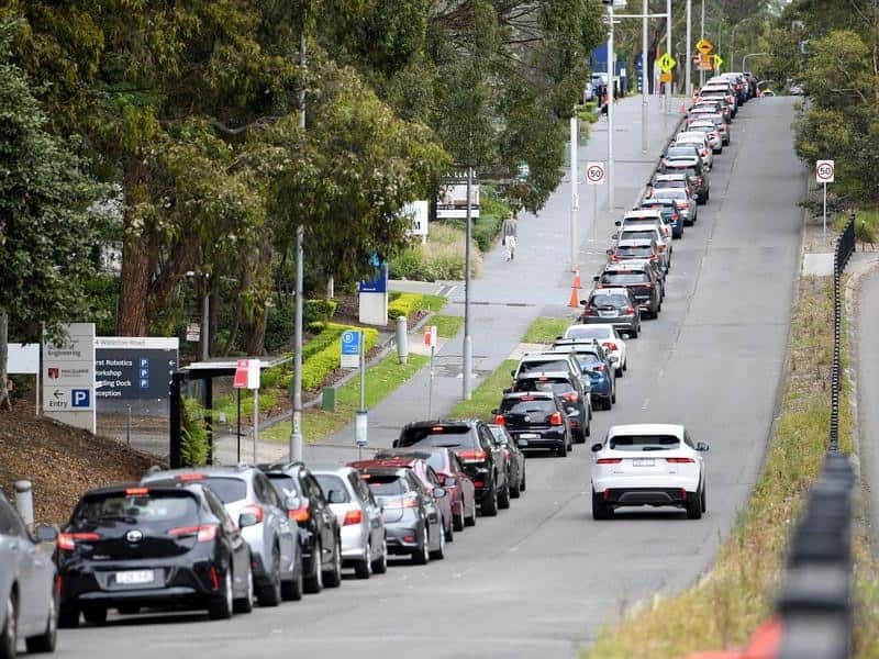 Long queues as people wait for a Covid test at Macquarie Park, Sydney.