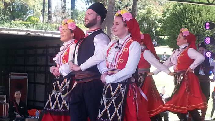 KUD "Razigrana Makedonka"