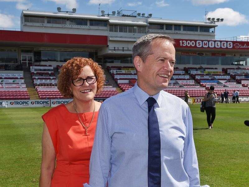 Bill Shorten with Herbert MP Cathy O'Toole during the 2016 campaign.