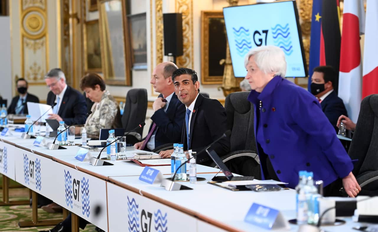 British Chancellor of the Exchequer Rishi Sunak (2-R) welcomes G7 Finance Ministers to Lancaster House during the G7 meeting in London, Britain, 4 June 2021.