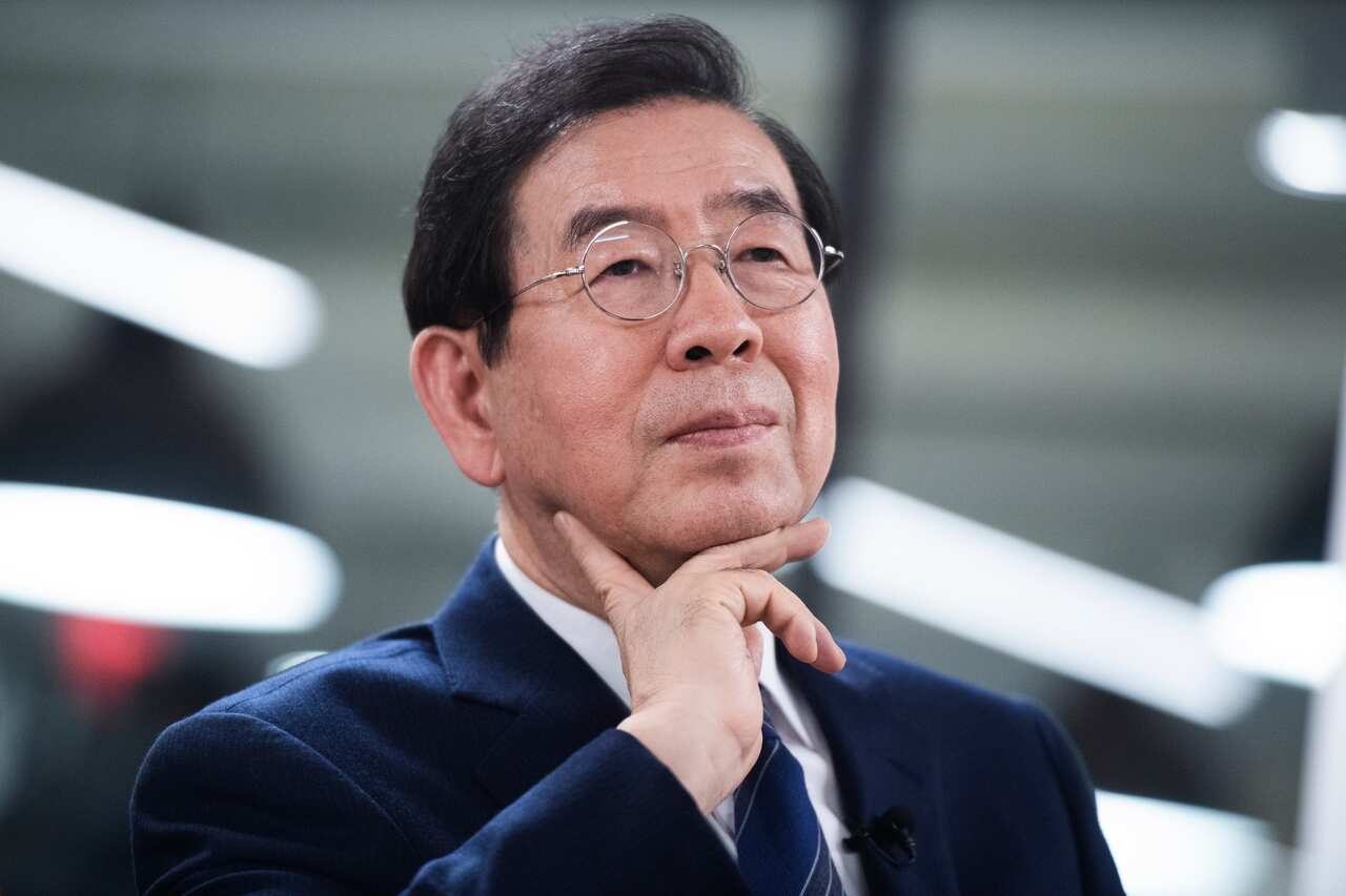 Seoul Mayor Park Won-soon has been found dead.
