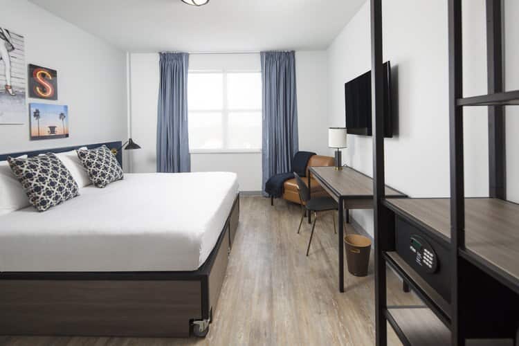 Near the Sand, a Hip Hybrid of Hostel and Boutique Hotel