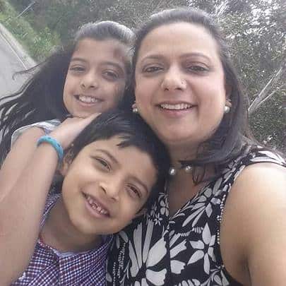 Deeyan Udani with his mother and sister