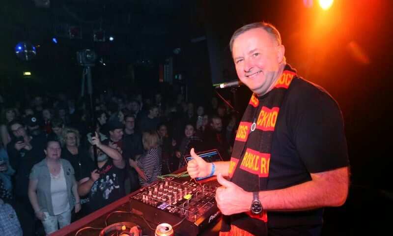 DJ albo