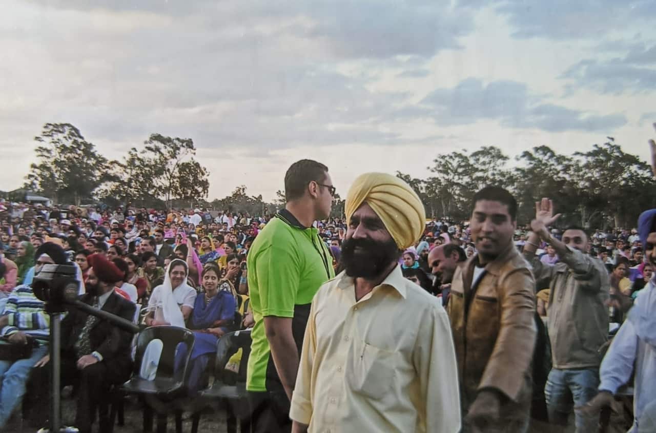 Devinder Dhria is also known for organising annual Vaisakhi Mela at Sydney. 