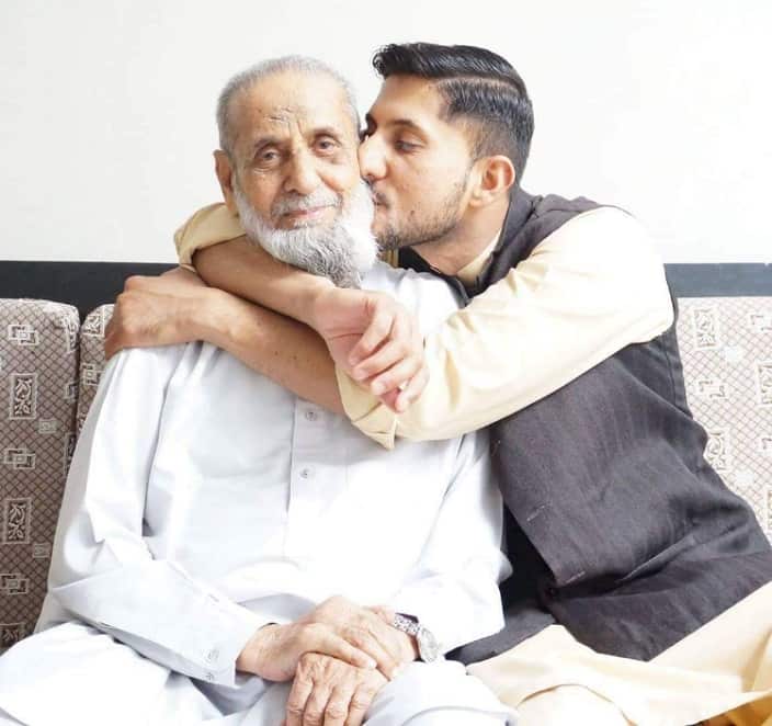 Zeeshan Akbar with father Muhammad Akbar