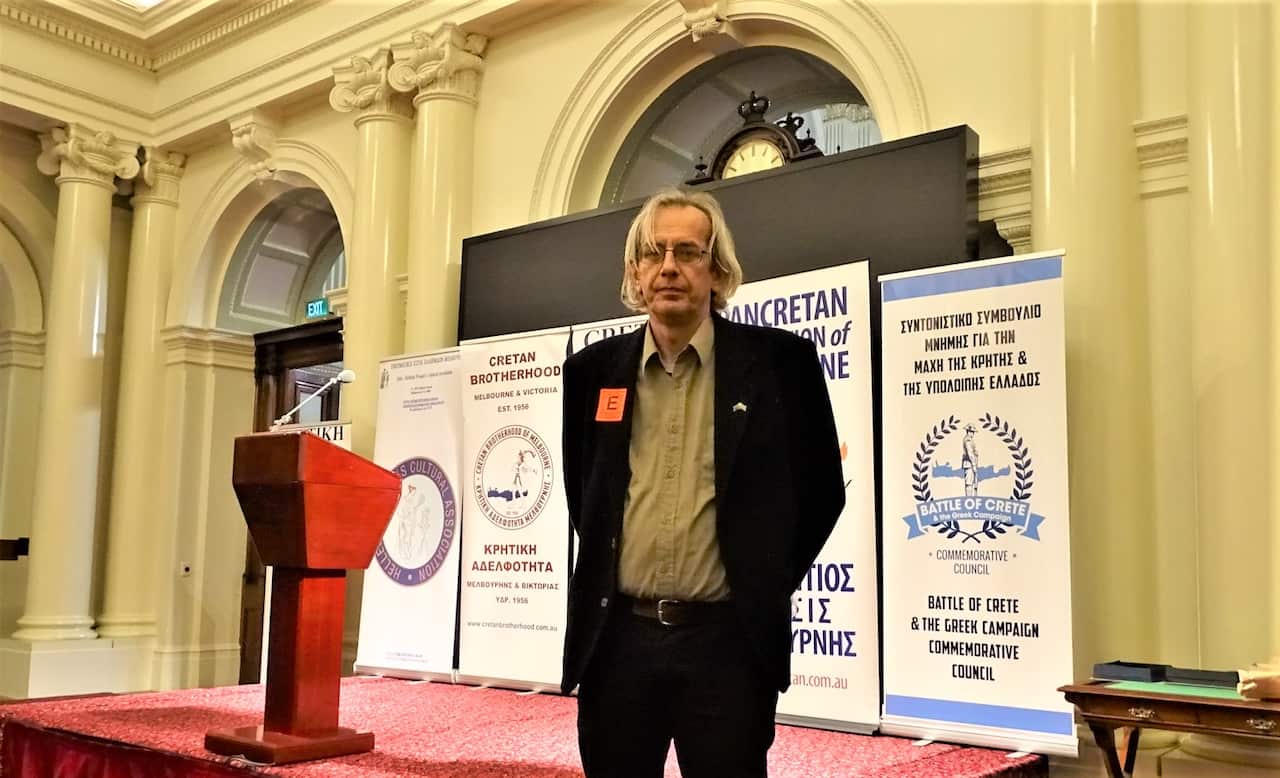 O αναπληρωτής διευθυντής του Ιστορικού Μουσείου Κρήτης και γενικός επιμελητής της Έκθεσης, Αγησίλαος Καλουτσάκης. 