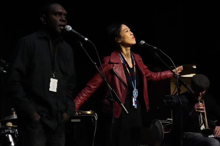 Meeting points series: 'Hand to Earth'