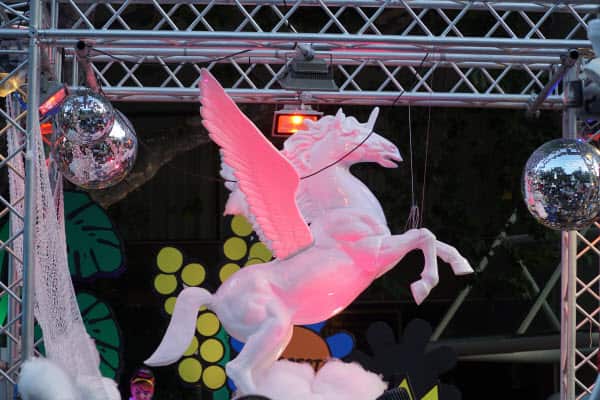 Chinese float at 41th Mardi Gras