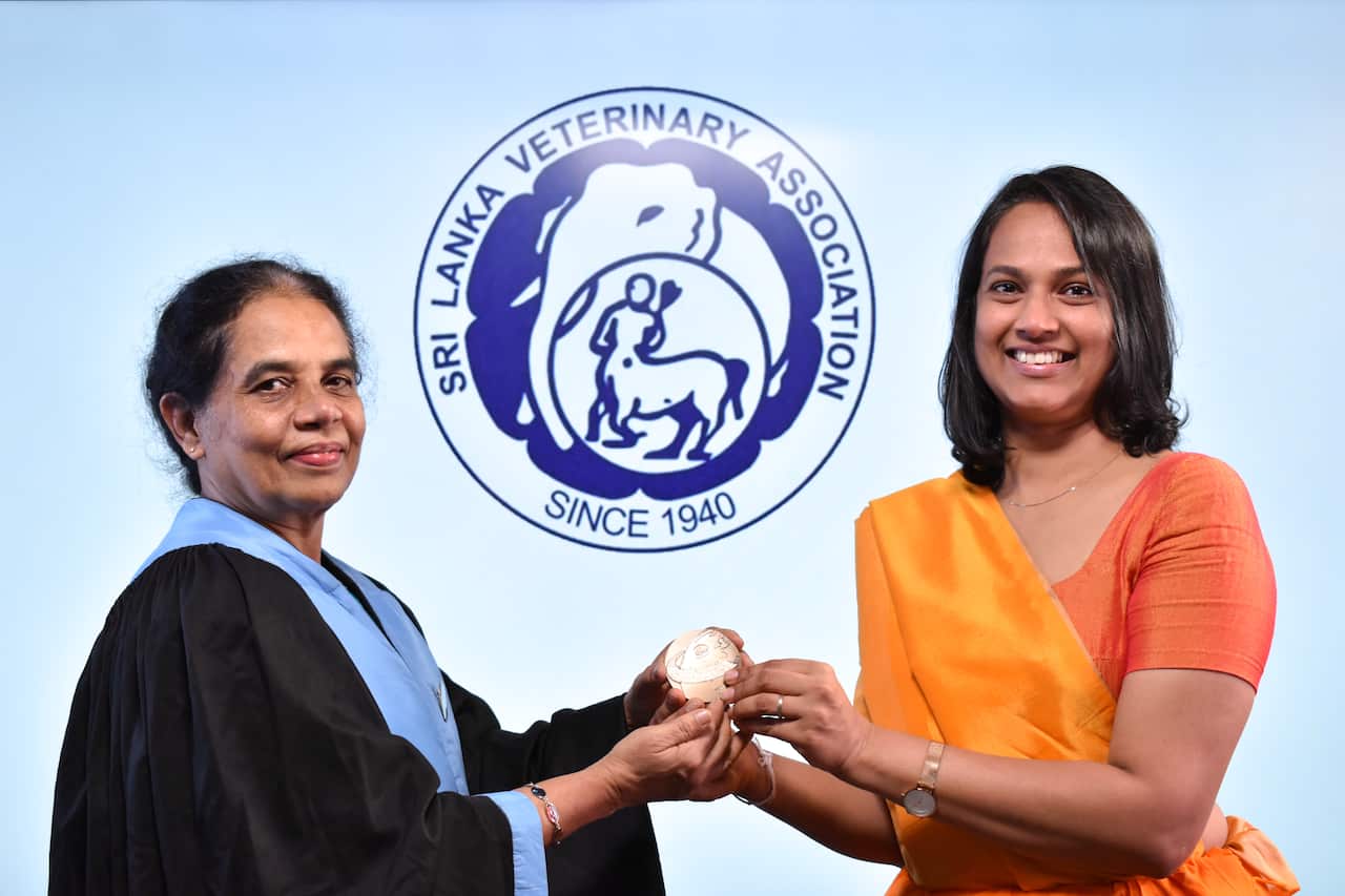 Dr. Tharanga Thoradeniya 