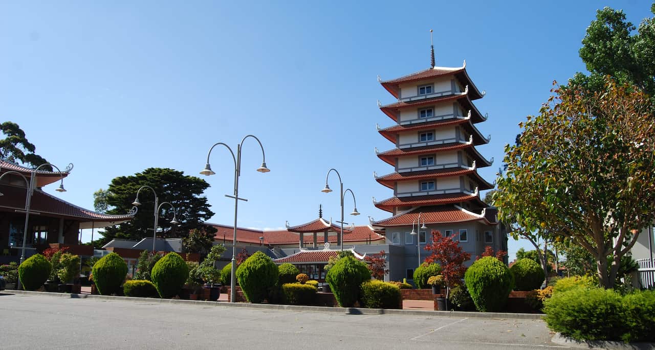 Hoa Nghiem Temple, Springvale