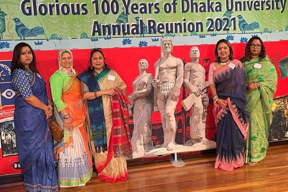 ঢাকা বিশ্ববিদ্যালয়ের প্রাক্তন ছাত্র-ছাত্রীদের সংগঠন ডিইউ ফ্যামিলি ভিক্টোরিয়া ইনক ঢাকা বিশ্ববিদ্যালয়ের জন্মশত বার্ষিকী উপলক্ষে এক পুনর্মিলনীর  আয়োজন করে।