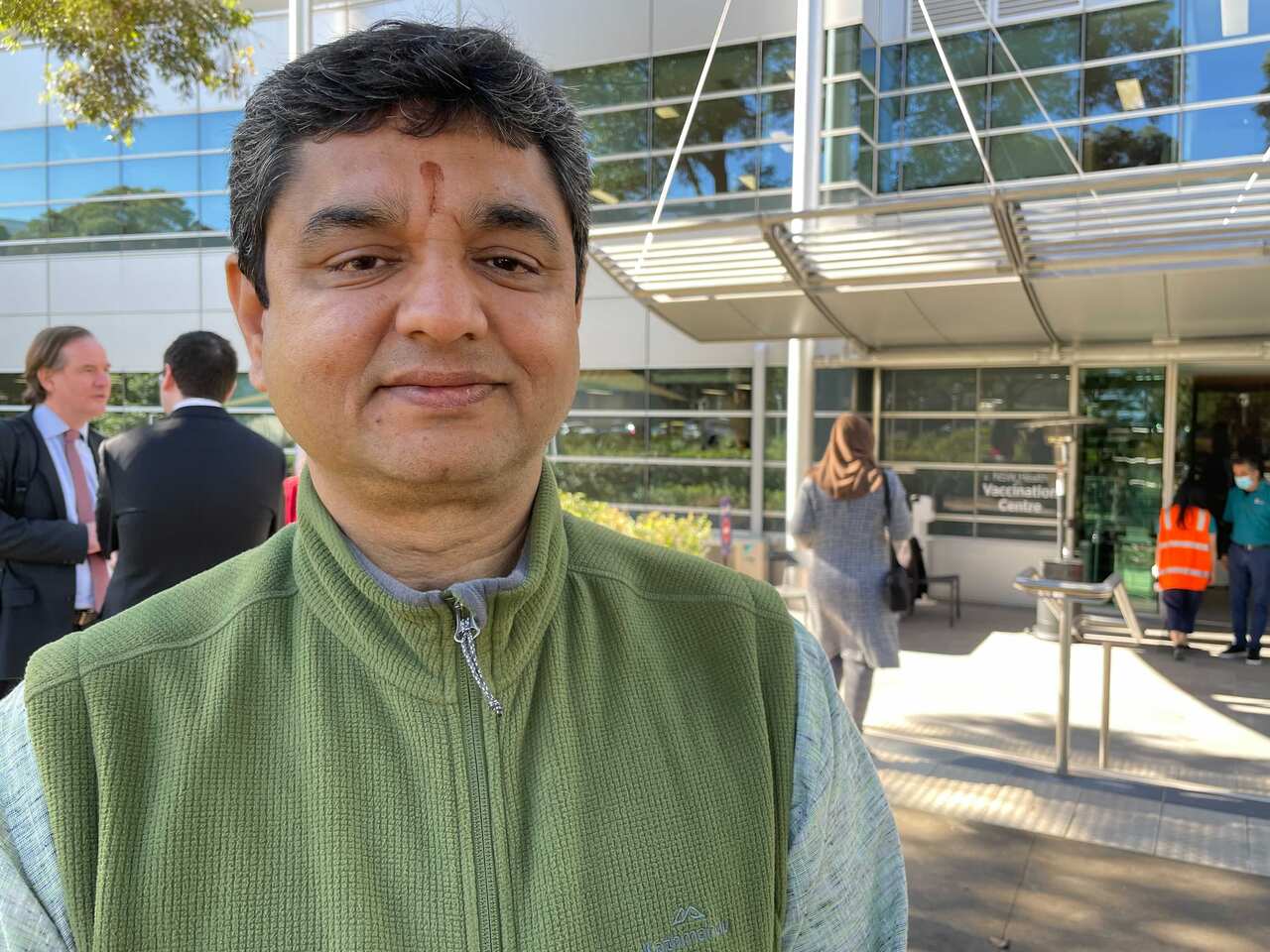 Hindu Priest Jetin Kumer