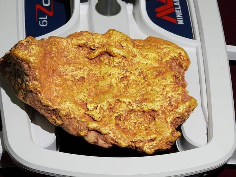 A supplied image of a gold nugget worth at least $110,000.