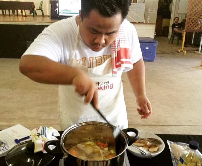 Edward Ocampo cooking sinumundi