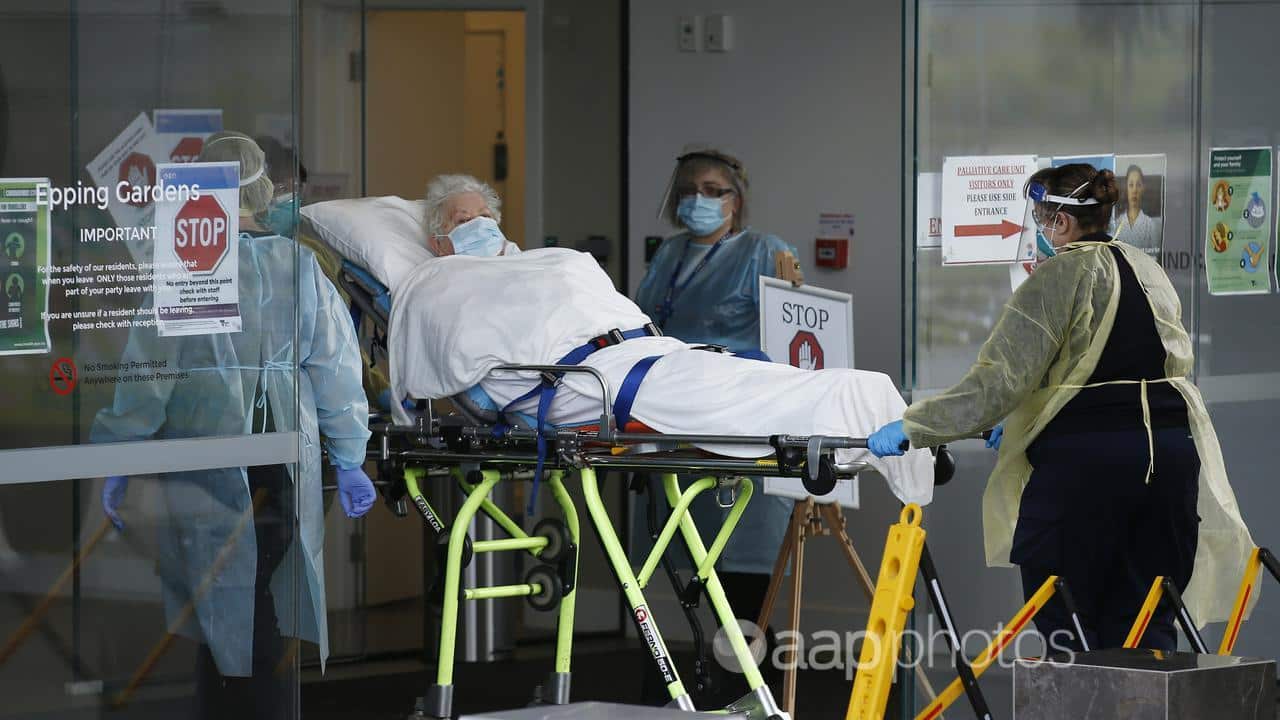 “No estamos haciendo lo suficiente para proteger a residentes en hogares de ancianos” dijo el líder laborista Anthony Albanese 